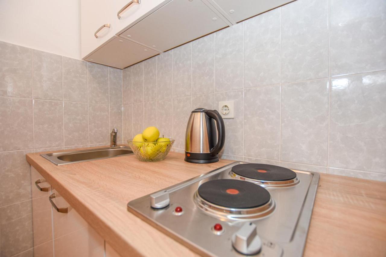 Apartments Kate Паг Екстер'єр фото