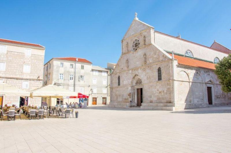 Apartments Kate Паг Екстер'єр фото