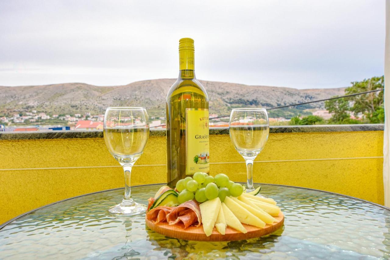 Apartments Kate Паг Екстер'єр фото
