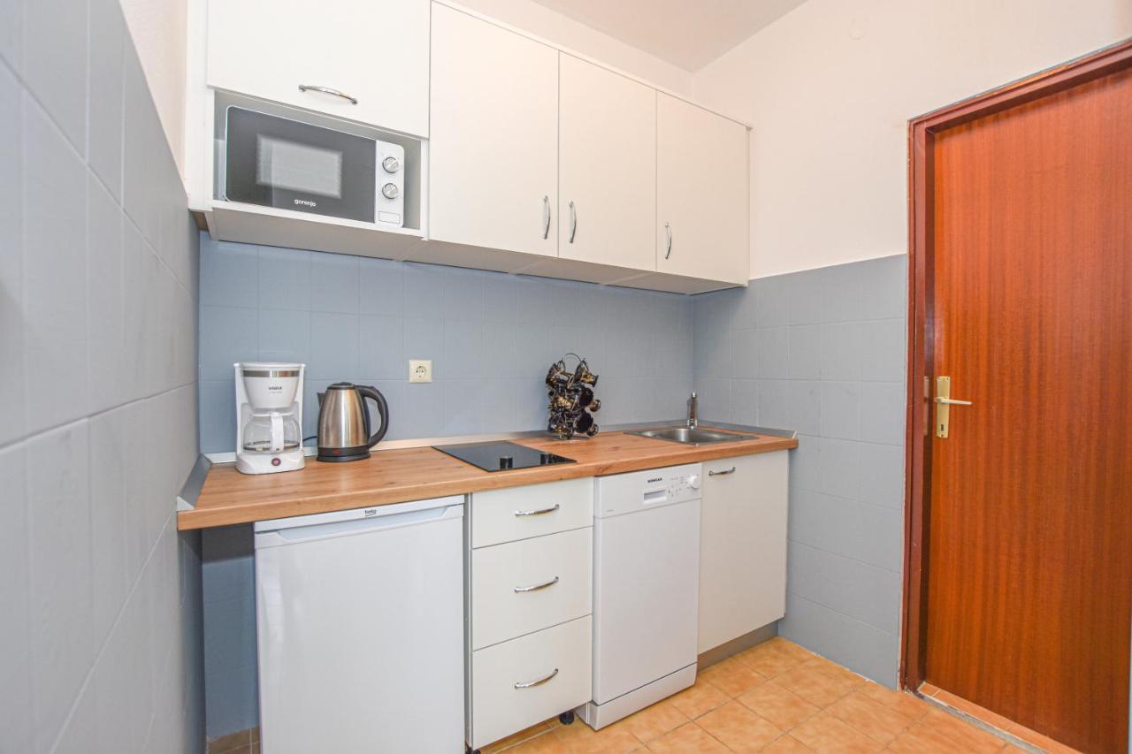 Apartments Kate Паг Екстер'єр фото