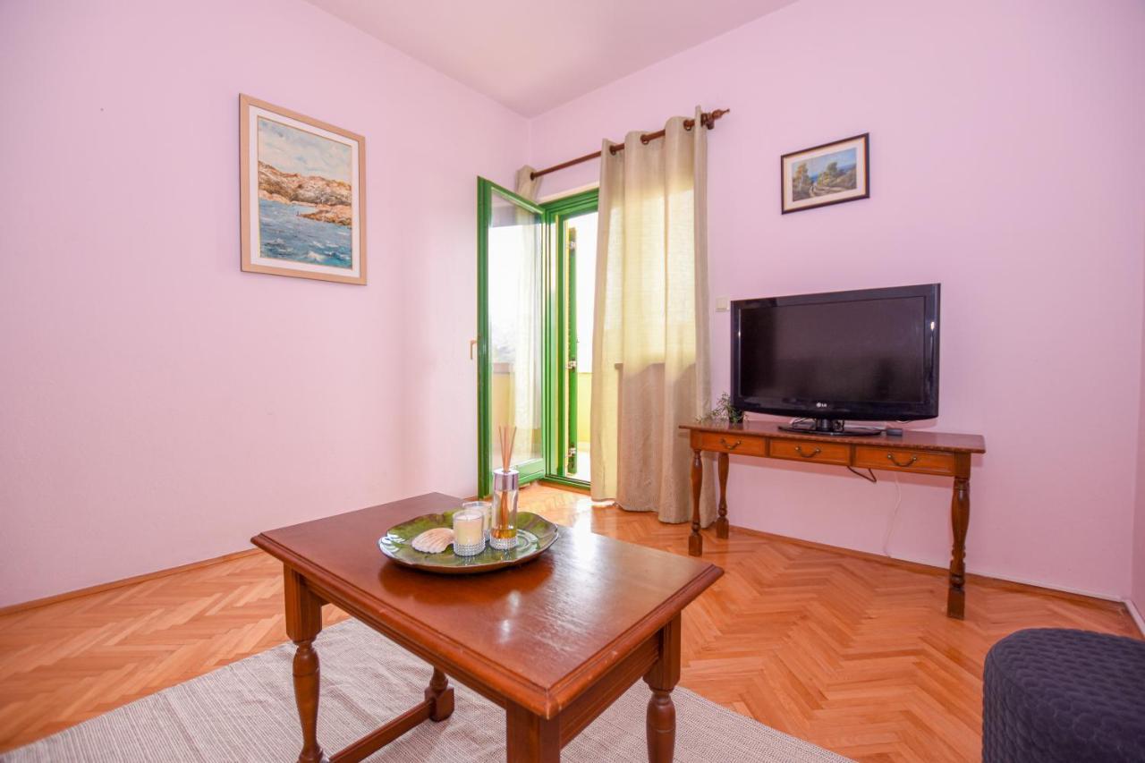 Apartments Kate Паг Екстер'єр фото